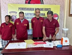 Satresnarkoba Polresta Pontianak Musnahkan Barang Bukti Narkoba dari Dua Kasus