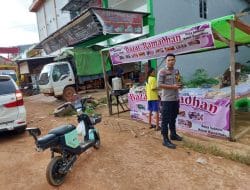 Berikan Rasa Aman Dan Kondusif, Polsek Marau Berikan Pengamanan Pasar Juadah Di Bulan Suci Ramadhan