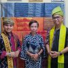 Titik Gigitan Kunjungi Rumah Bunda Erna, Penjaga Warisan Tenun Wajok Hulu