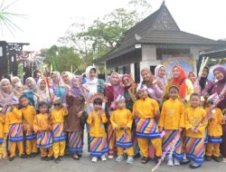 Ratusan Anak PAUD Ikuti Meriahkan HUT Kota Pontianak ke-254